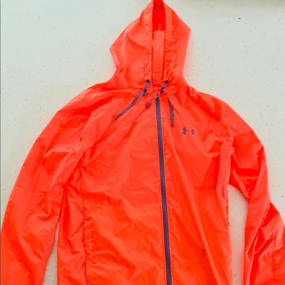 under armour leeward windbreaker